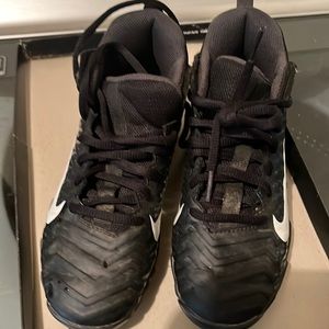 Nike Alpha Menace Shark 2 Football Cleats